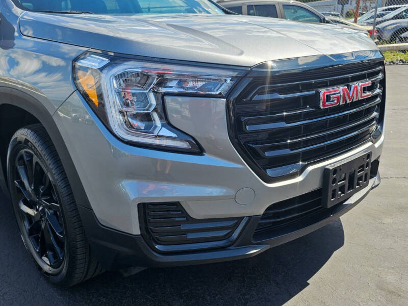 2024 GMC Terrain SLE