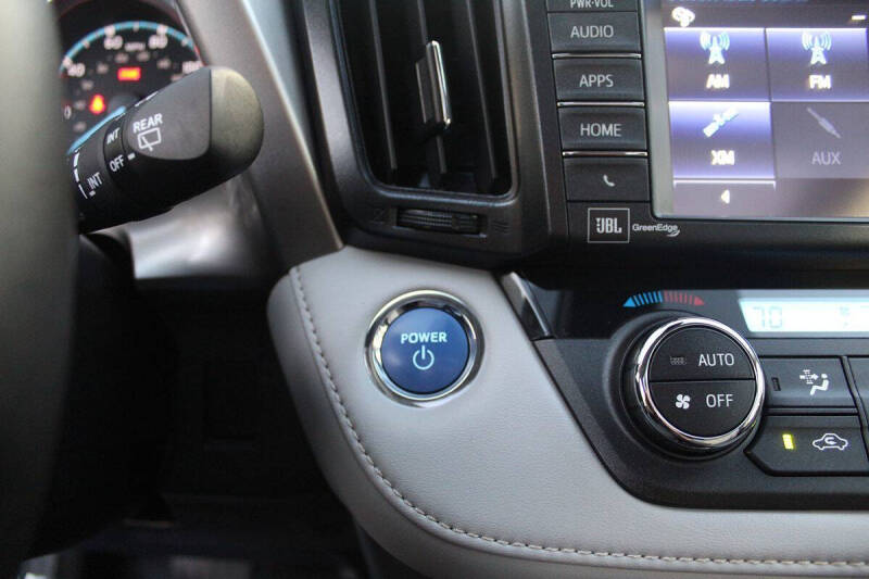 2017 Toyota RAV4 Hybrid Limited