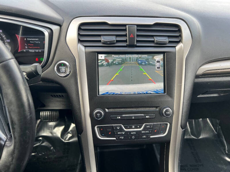 2018 Ford Fusion Hybrid SE