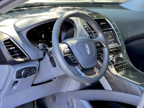 2019 Lincoln Nautilus Reserve