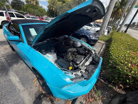 2014 Ford Mustang V6