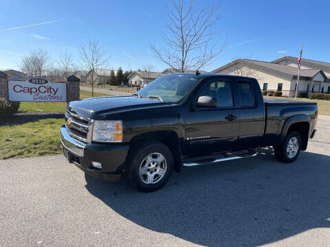 2008 Chevrolet Silverado 1500 for sale at CapCity Customs in Plain City OH