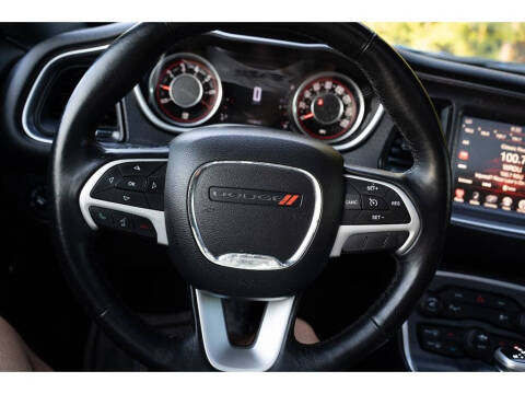 2015 Dodge Challenger SXT Plus