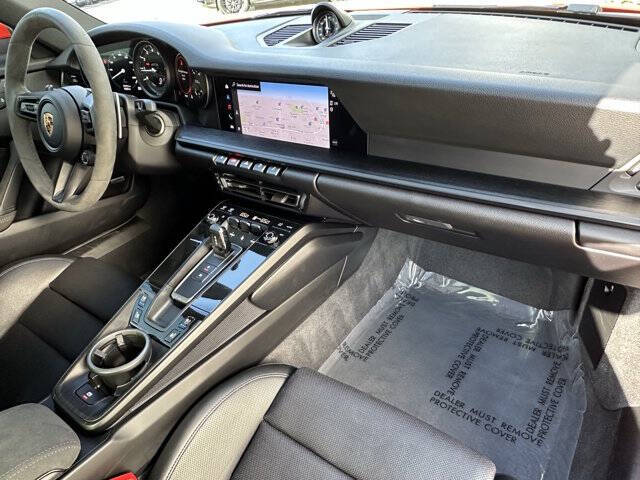 2023 Porsche 911 Carrera GTS