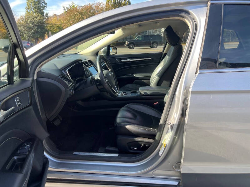 2020 Ford Fusion Titanium