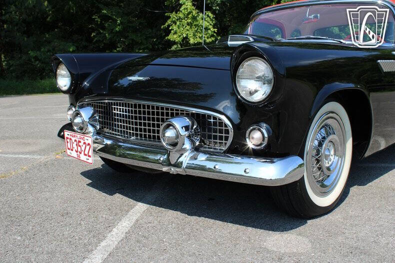 1956 Ford Thunderbird