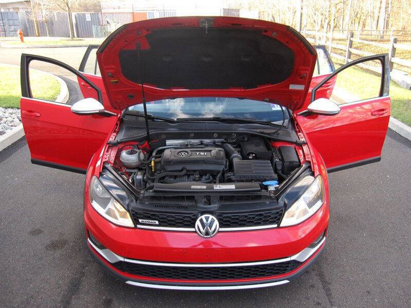 2017 Volkswagen Golf Alltrack