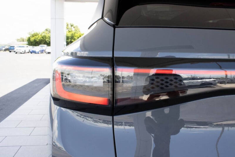 2025 Volkswagen ID.4 Pro S Plus