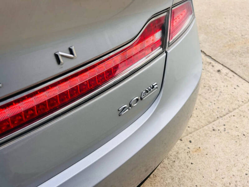 2014 Lincoln MKZ