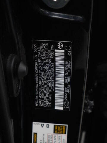 2025 Toyota Corolla Hybrid LE