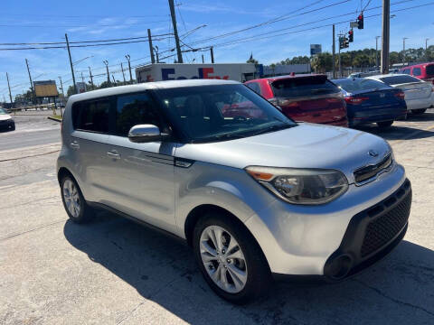 2014 Kia Soul +
