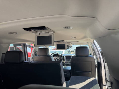 2017 GMC Yukon XL SLT