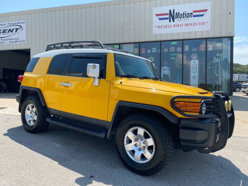 2007 Toyota FJ Cruiser for sale at N Motion Sales LLC in Odessa MO