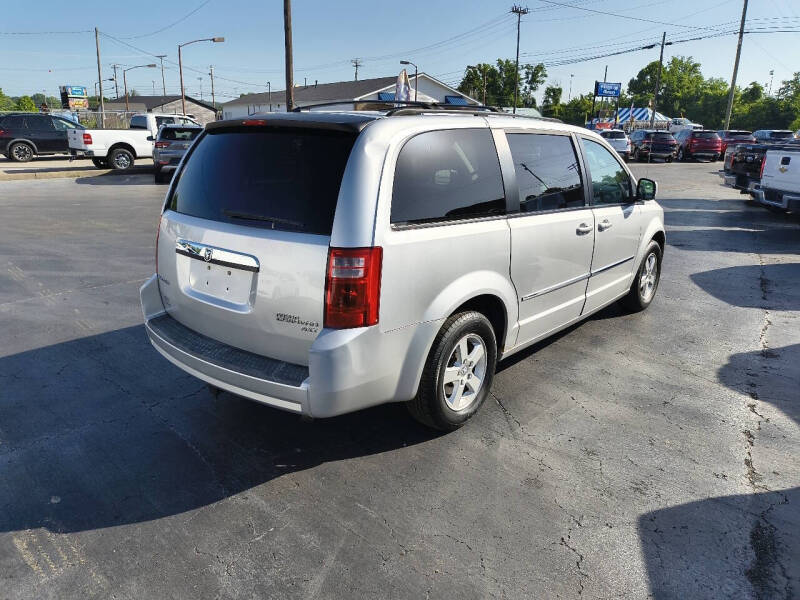 2010 Dodge Grand Caravan SXT