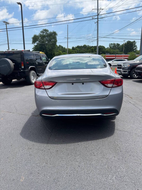 2015 Chrysler 200 Limited