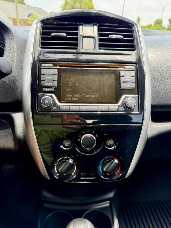 2016 Nissan Versa Note SV