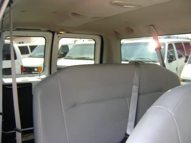 2009 Ford E-Series E-150 XL