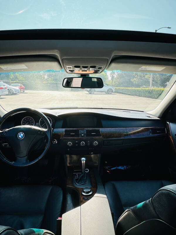 2007 BMW 5 Series 525i