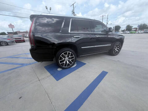 2017 Cadillac Escalade Platinum