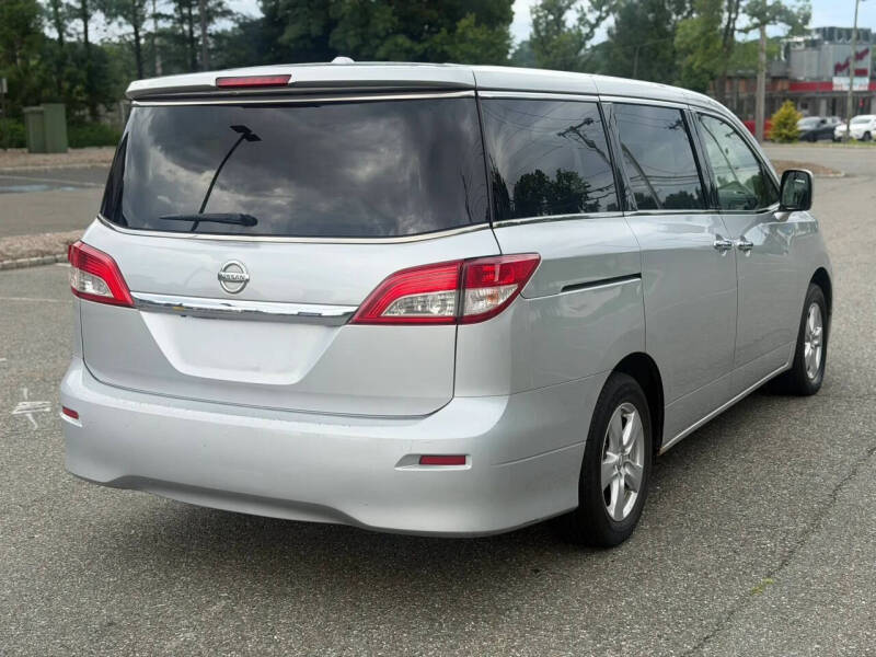 2012 Nissan Quest