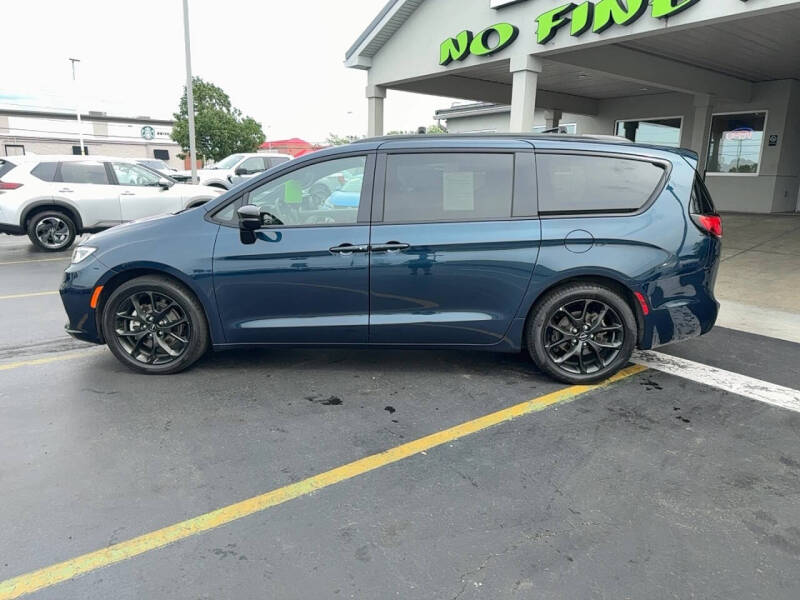 2025 Chrysler Pacifica Limited