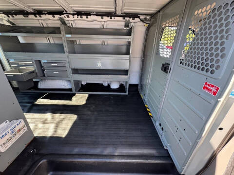 2017 Chevrolet Express 2500