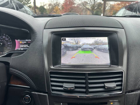 2019 Lincoln MKT Reserve