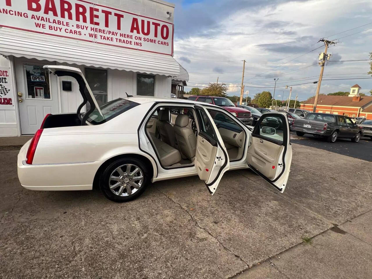 2008 Cadillac DTS for sale at RT Barrett Auto Group in Austintown, OH