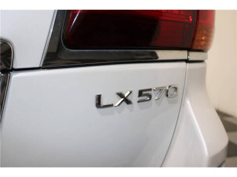 2011 Lexus LX 570