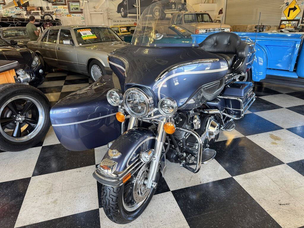 2003 Harley-Davidson® FLHTCUI - Electra Glide® 2