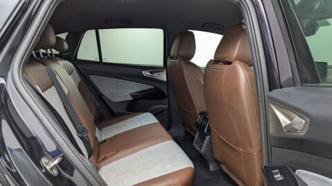 2023 Volkswagen ID.4 Pro