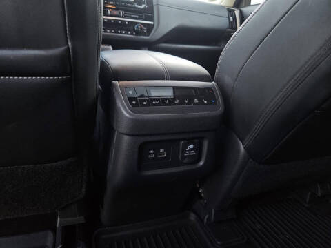 2024 Nissan Pathfinder Platinum