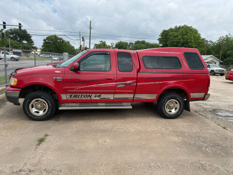 1999 Ford F-150 for sale at Hall's Motor Co. LLC in Wichita KS