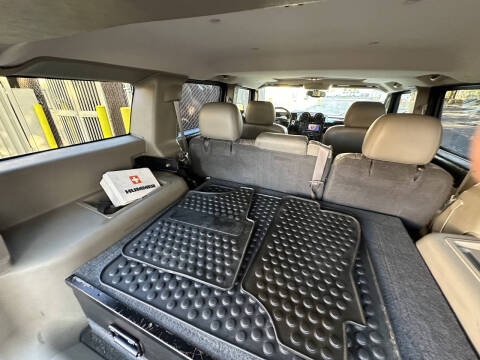 2004 HUMMER H2