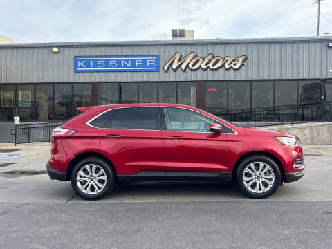 2022 Ford Edge Titanium