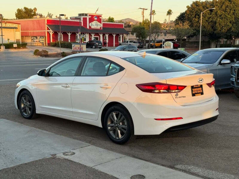 2018 Hyundai Elantra