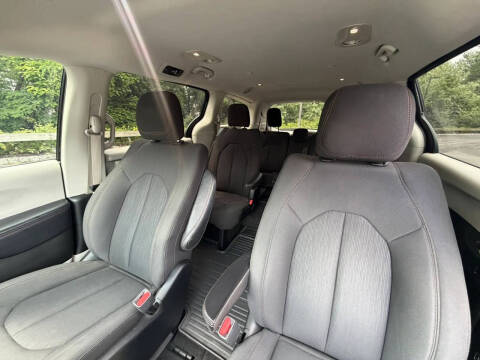 2017 Chrysler Pacifica Touring