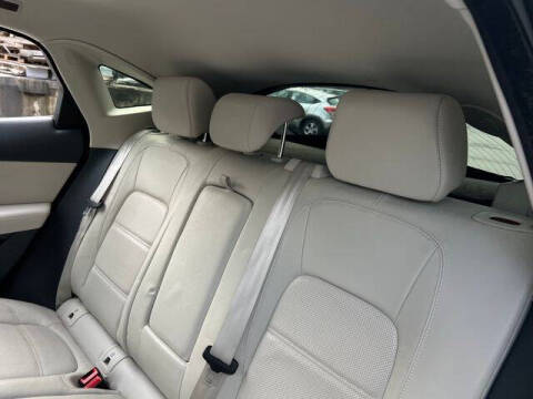 2019 Jaguar E-PACE P250 SE