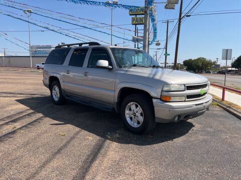 2005 Chevrolet Suburban for sale at Tracy's Auto Sales in Waco TX