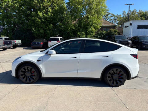 2023 Tesla Model Y Performance