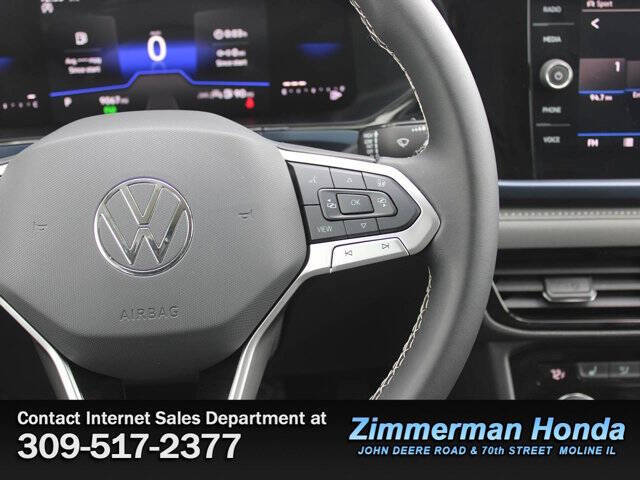 2024 Volkswagen Taos SE 4Motion