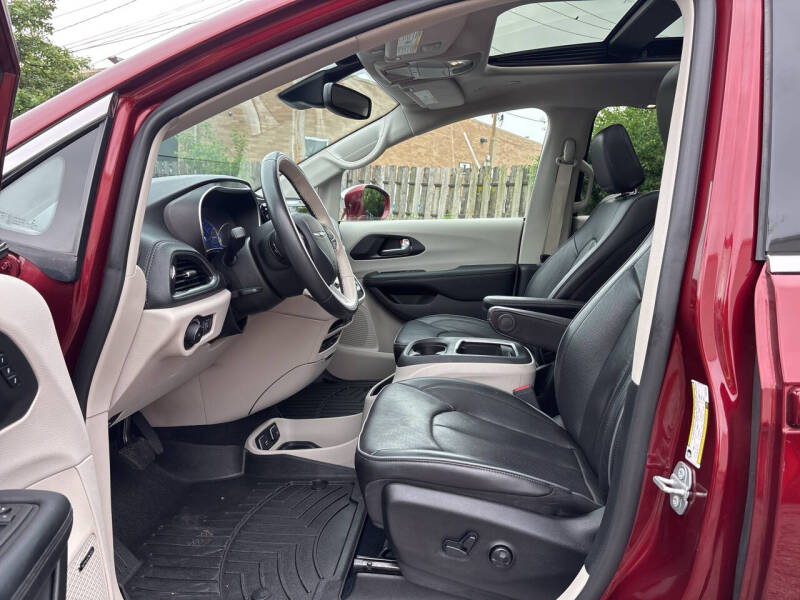 2020 Chrysler Pacifica Hybrid Limited