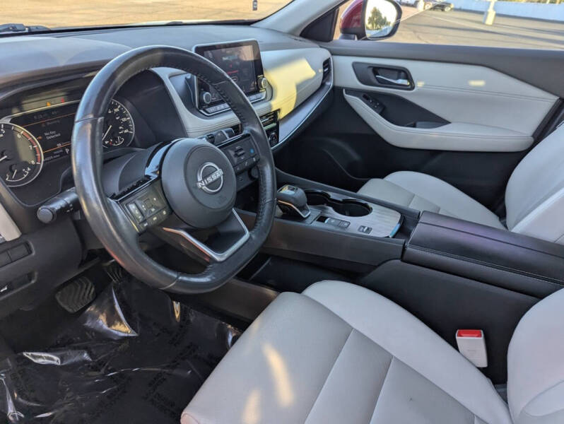 2022 Nissan Rogue SV