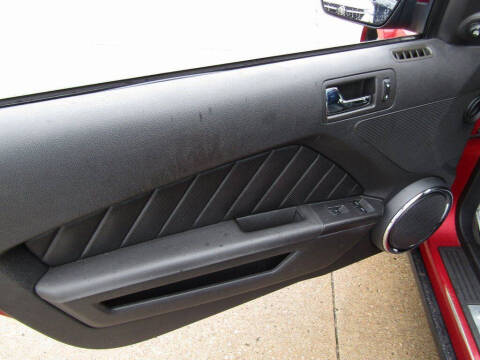 2011 Ford Mustang V6