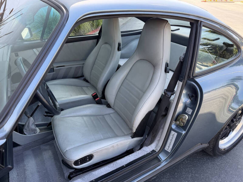 1988 Porsche 911 Carrera