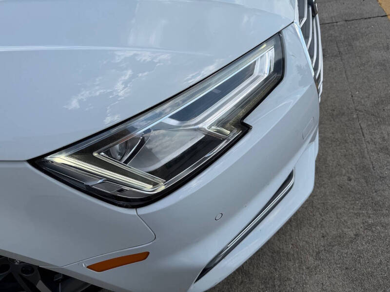 2018 Audi A4 2.0T quattro Premium Plus