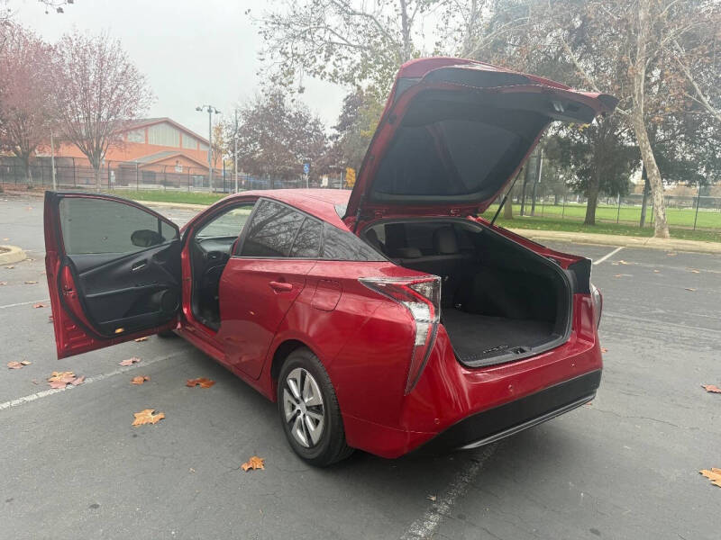 2017 Toyota Prius Two