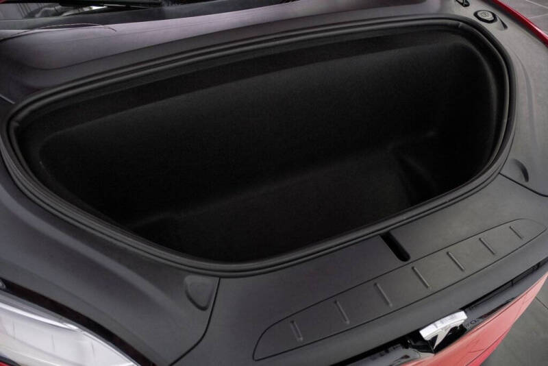 2022 Tesla Model X Plaid