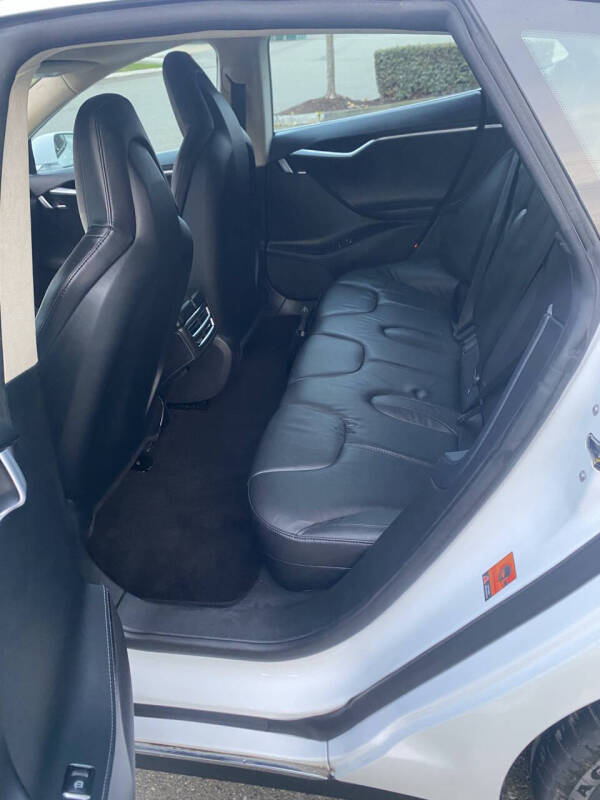 2014 Tesla Model S P85