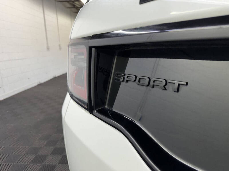 2022 Land Rover Discovery Sport P250 SE R-Dynamic